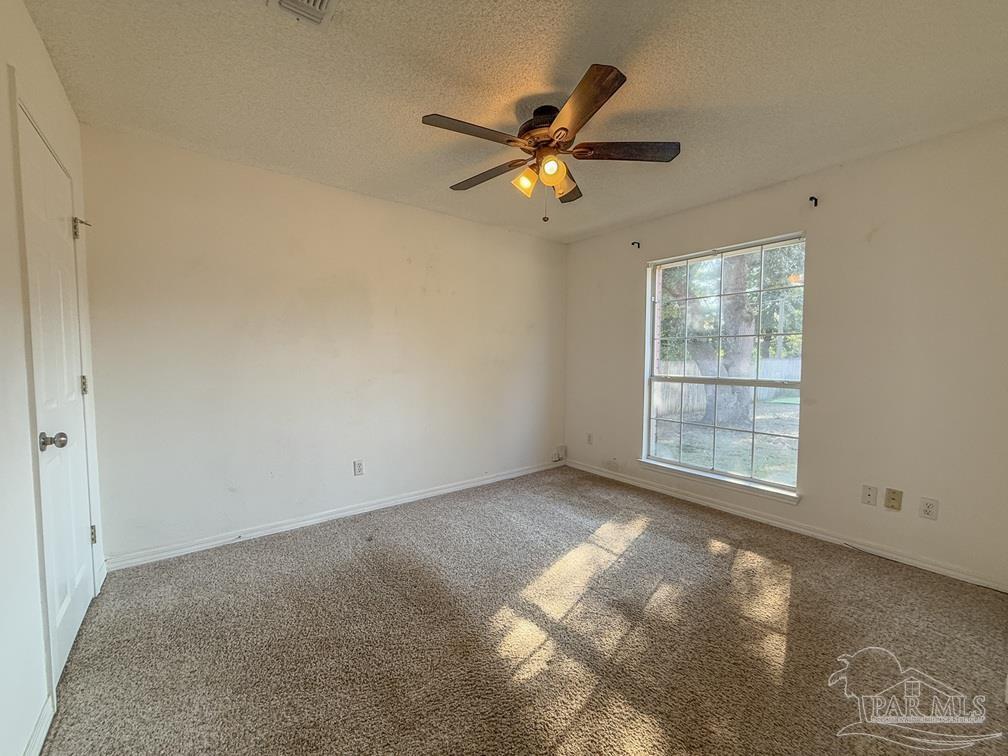 6902 Hanover Court Milton, FL 32570 - Photo 23 of 40