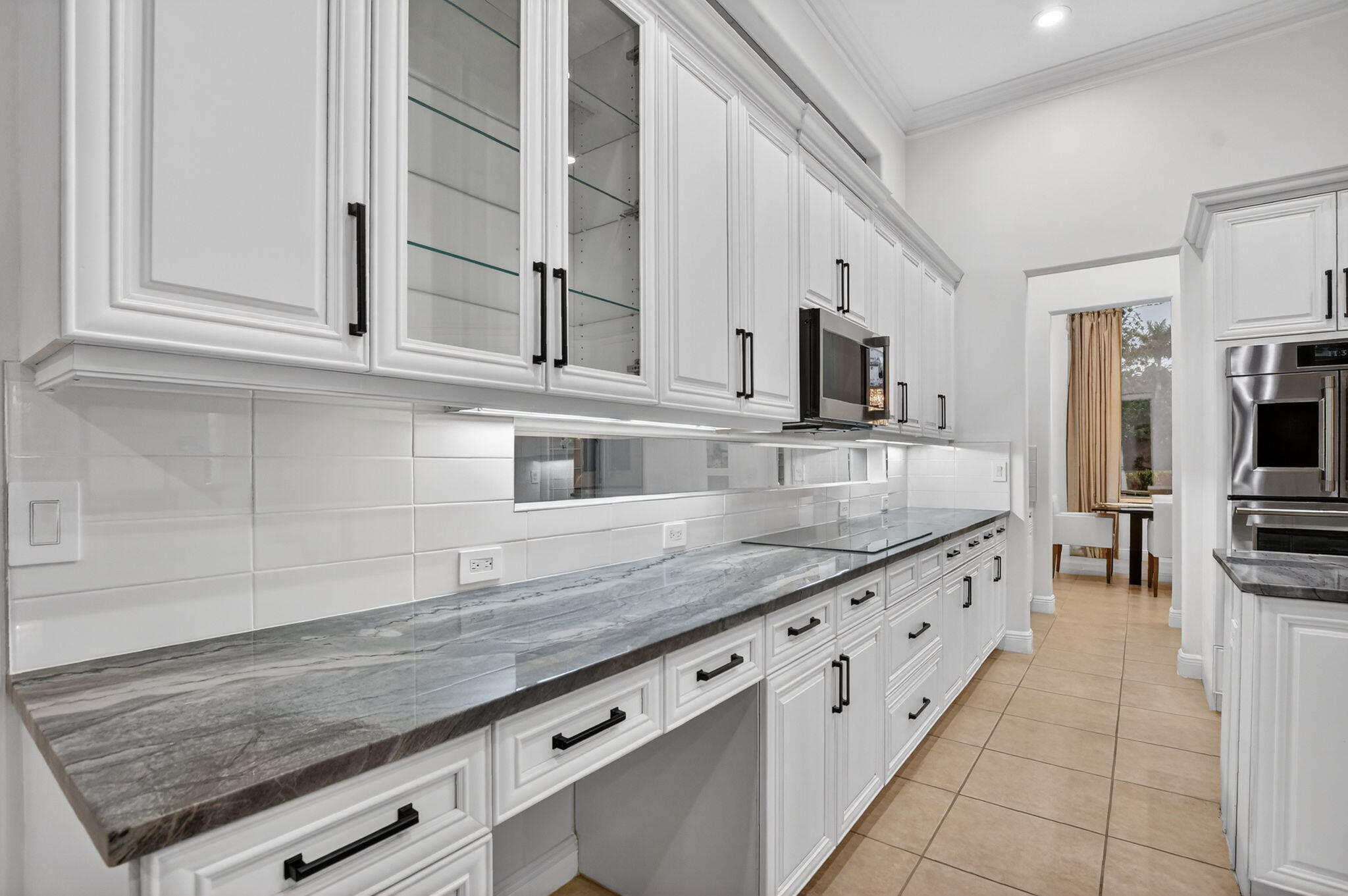 8030 Laurel Ridge Court Delray Beach, FL 33446 - Photo 24 of 87 Kitchen