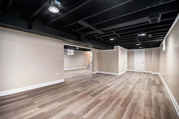 $334,900 | 26 East 157th Street, South Holland, IL 60473