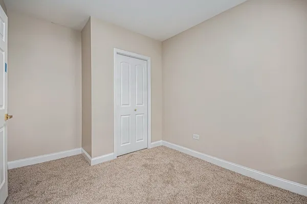 $334,900 | 26 East 157th Street, South Holland, IL 60473