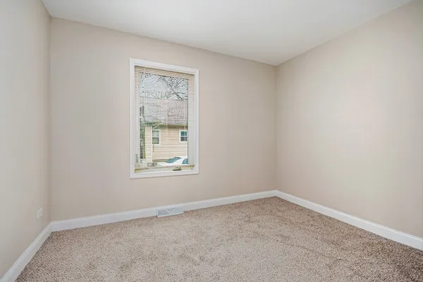 $334,900 | 26 East 157th Street, South Holland, IL 60473