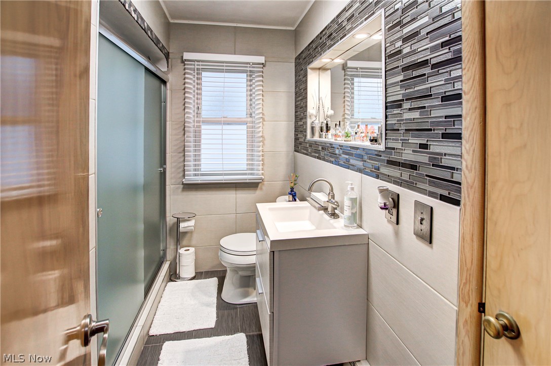 14545 Alger Road Cleveland, OH 44111 - Photo 15 of 35 Gallery Image 15