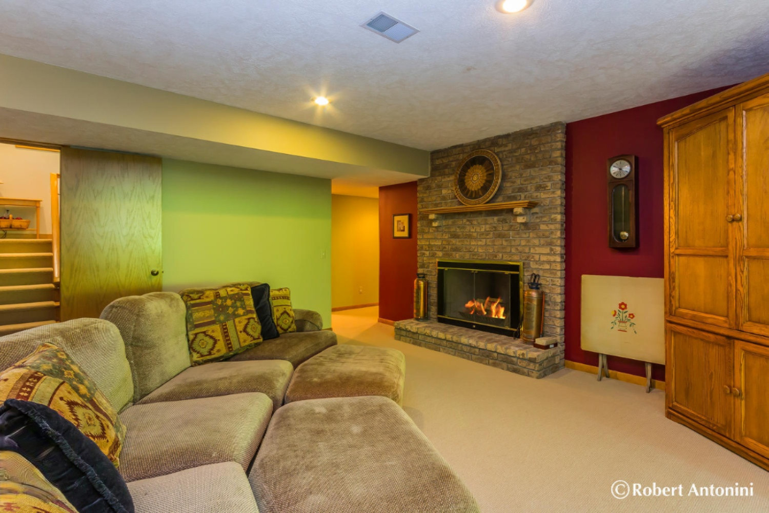 5830 Cascade Road Southeast Grand Rapids, MI 49546 - Photo 36 of 52 5830 Cascade Rd SE Grand-large-038-8-Low