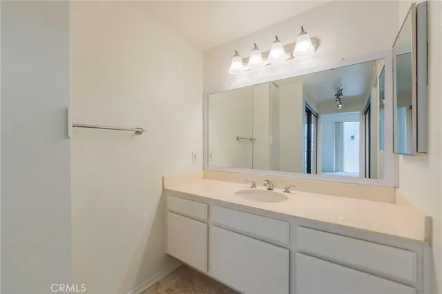 $735,000 | 2559 Plaza Del Amo, Unit 207, Torrance, CA 90503
