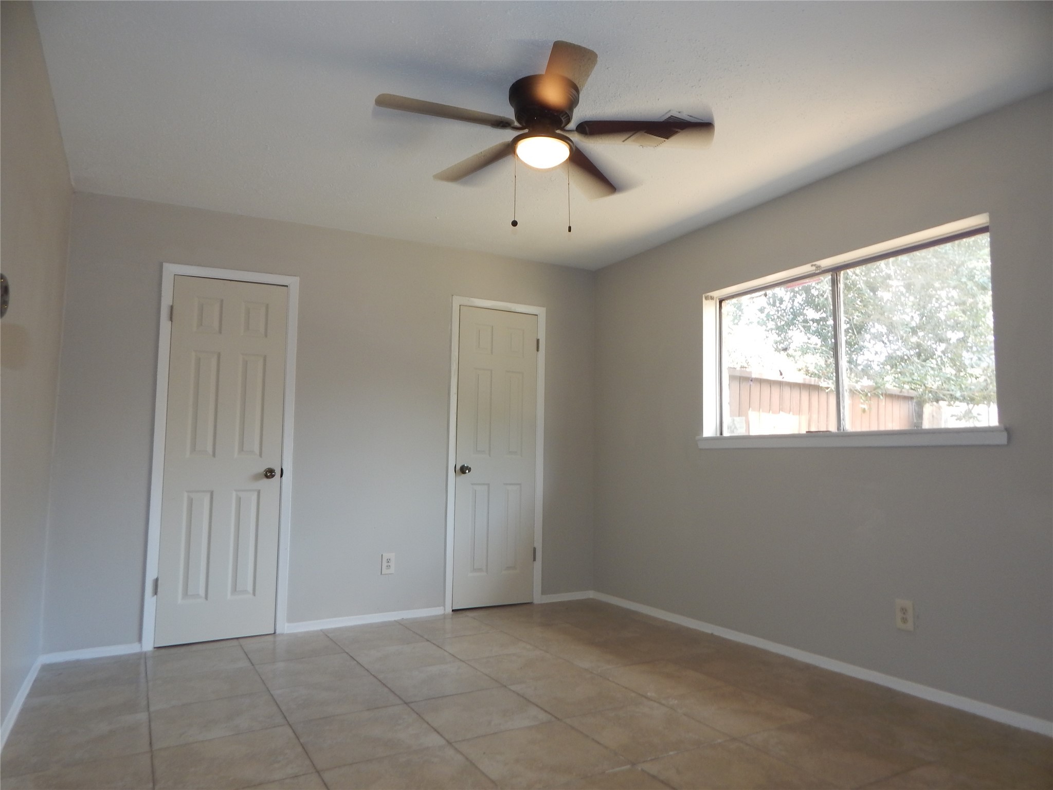 11626 Sharpview Drive Houston, TX 77072 - Photo 14 of 20 Bedroom #3