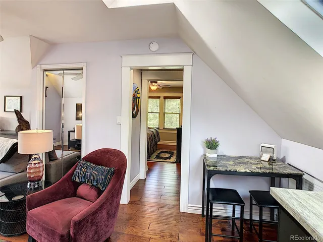 $1,400 | 124 South Sherman Street, Unit UPSTAIRS, Denver, CO 80209