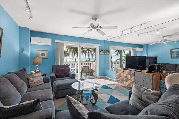 $625,000 | 2601 South Roosevelt Boulevard, Unit 204A, Key West, FL 33040