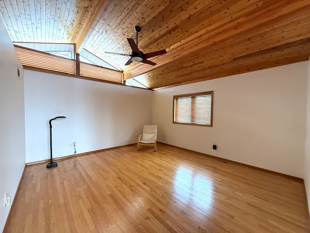 $449,900 | 14418 Mansion Heights Drive, Harvard, IL 60033