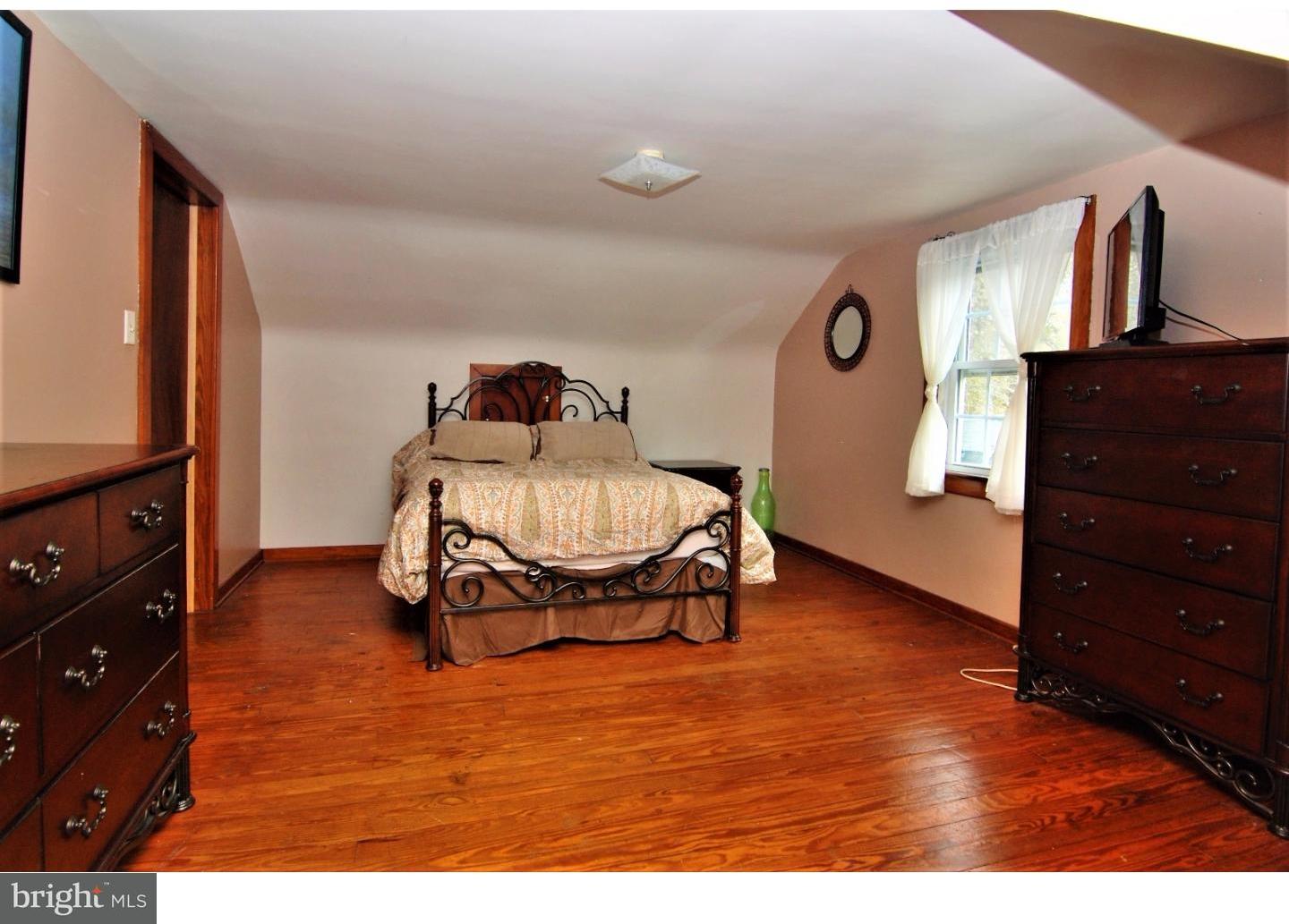 2007 Leithsville Road Hellertown, PA 18055 - Photo 13 of 21 Gallery Image 13