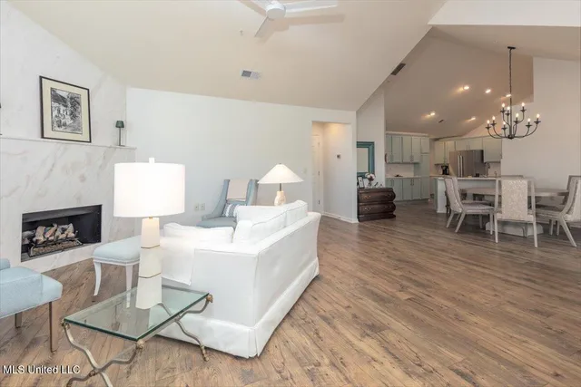 $295,000 | 8729 Parkview Oaks Circle, Olive Branch, MS 38654