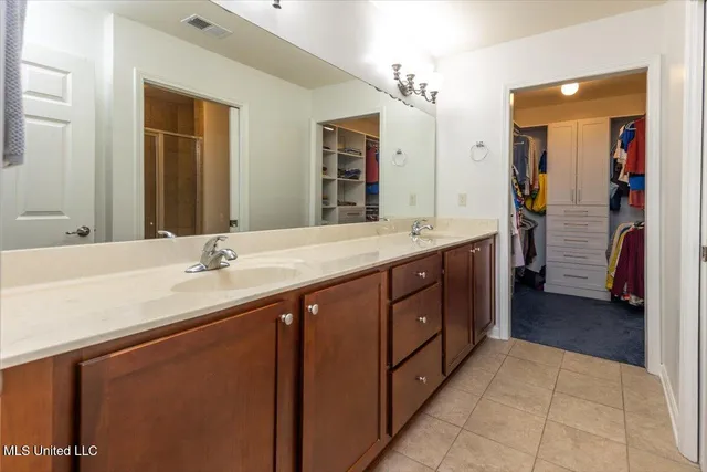 $295,000 | 8729 Parkview Oaks Circle, Olive Branch, MS 38654