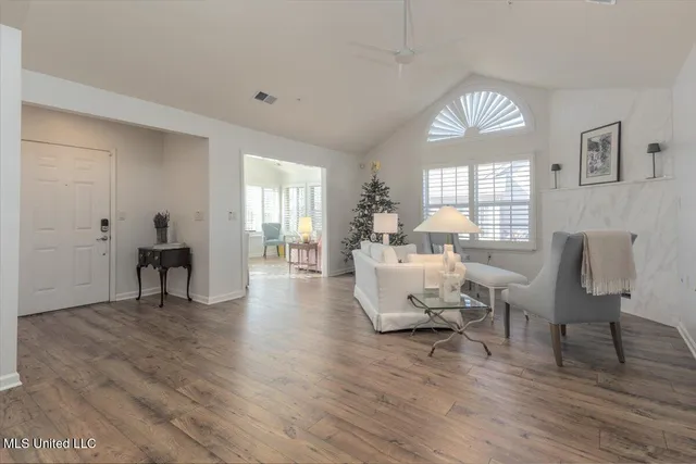 $295,000 | 8729 Parkview Oaks Circle, Olive Branch, MS 38654