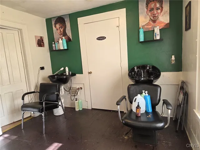 $895,000 | 1370 Burnet Avenue, Syracuse, NY 13206