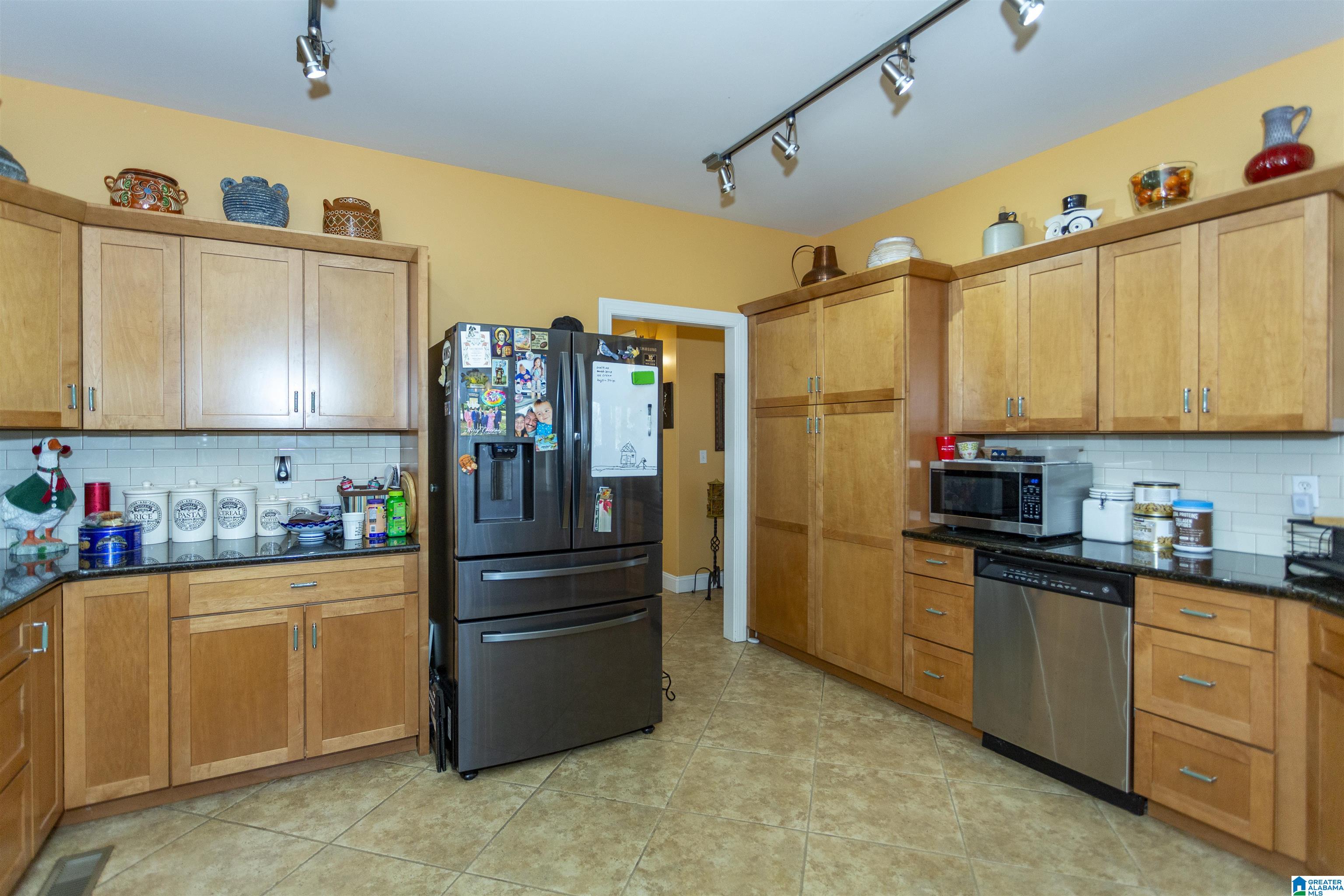 1103 Fern Street Birmingham, AL 35209 - Photo 11 of 71