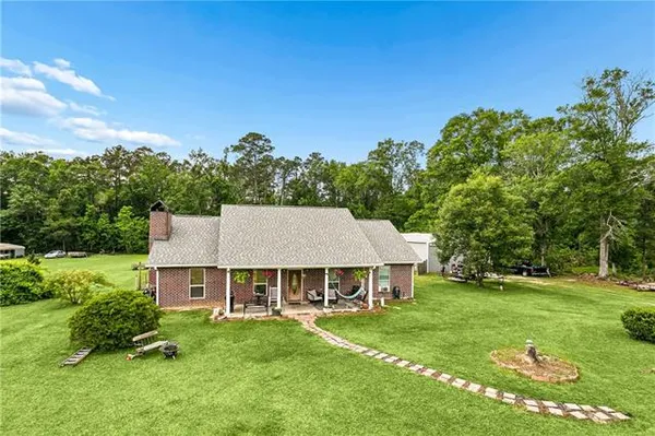 $310,000 | 55025 Highway 1054, Independence, LA 70443
