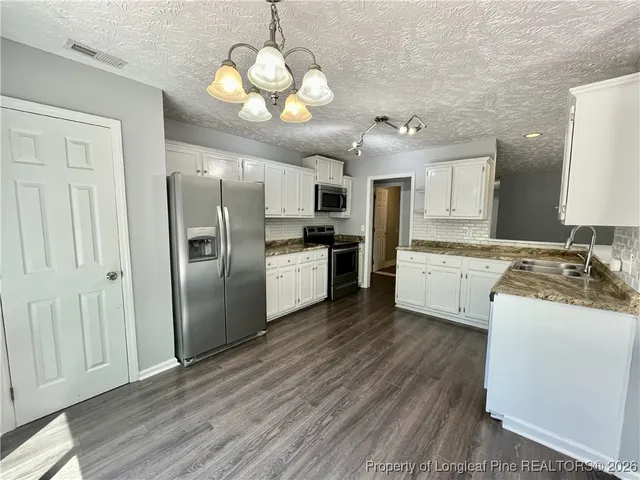 $1,800 | 4226 Donegal Drive, Hope Mills, NC 28348