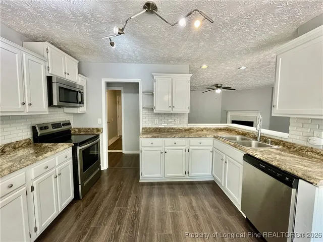 $1,800 | 4226 Donegal Drive, Hope Mills, NC 28348