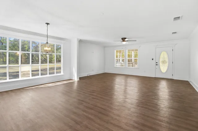 $2,250 | 17 Timberwood Court, Crawfordville, FL 32327