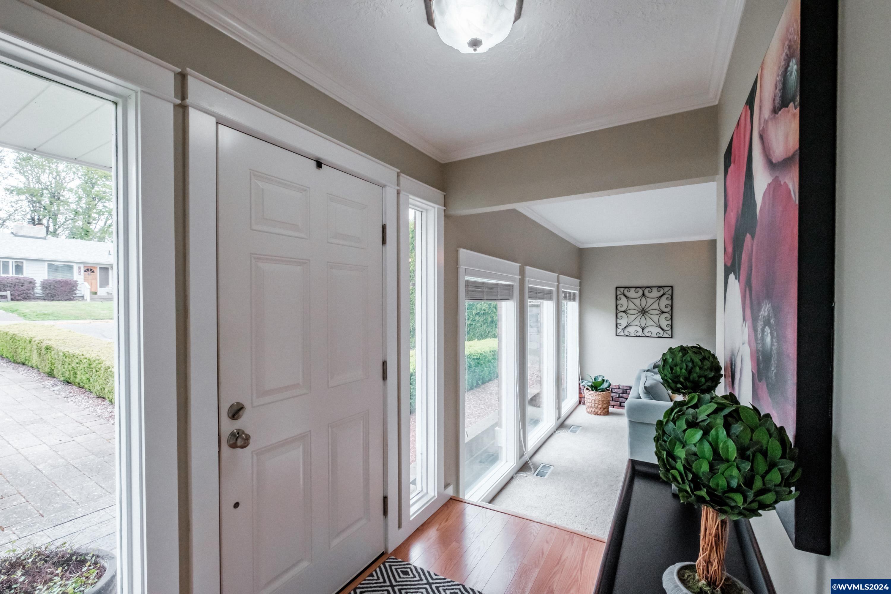219 Northwest Reed Lane Dallas, OR 97338 - Photo 5 of 42