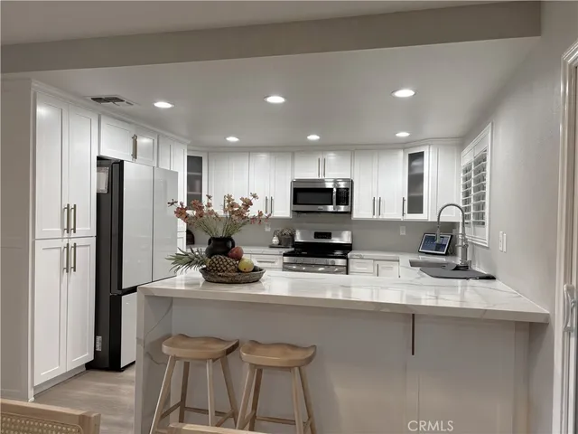 $530,000 | 8077 Langdon Avenue, Hesperia, CA 92345