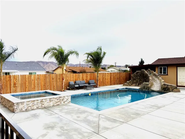 $530,000 | 8077 Langdon Avenue, Hesperia, CA 92345