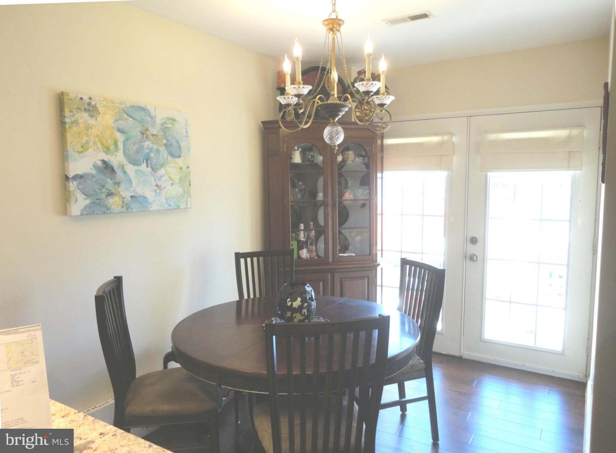 6006 Rabbit Hill Court Centreville, VA 20121 - Photo 2 of 23 Dining Room