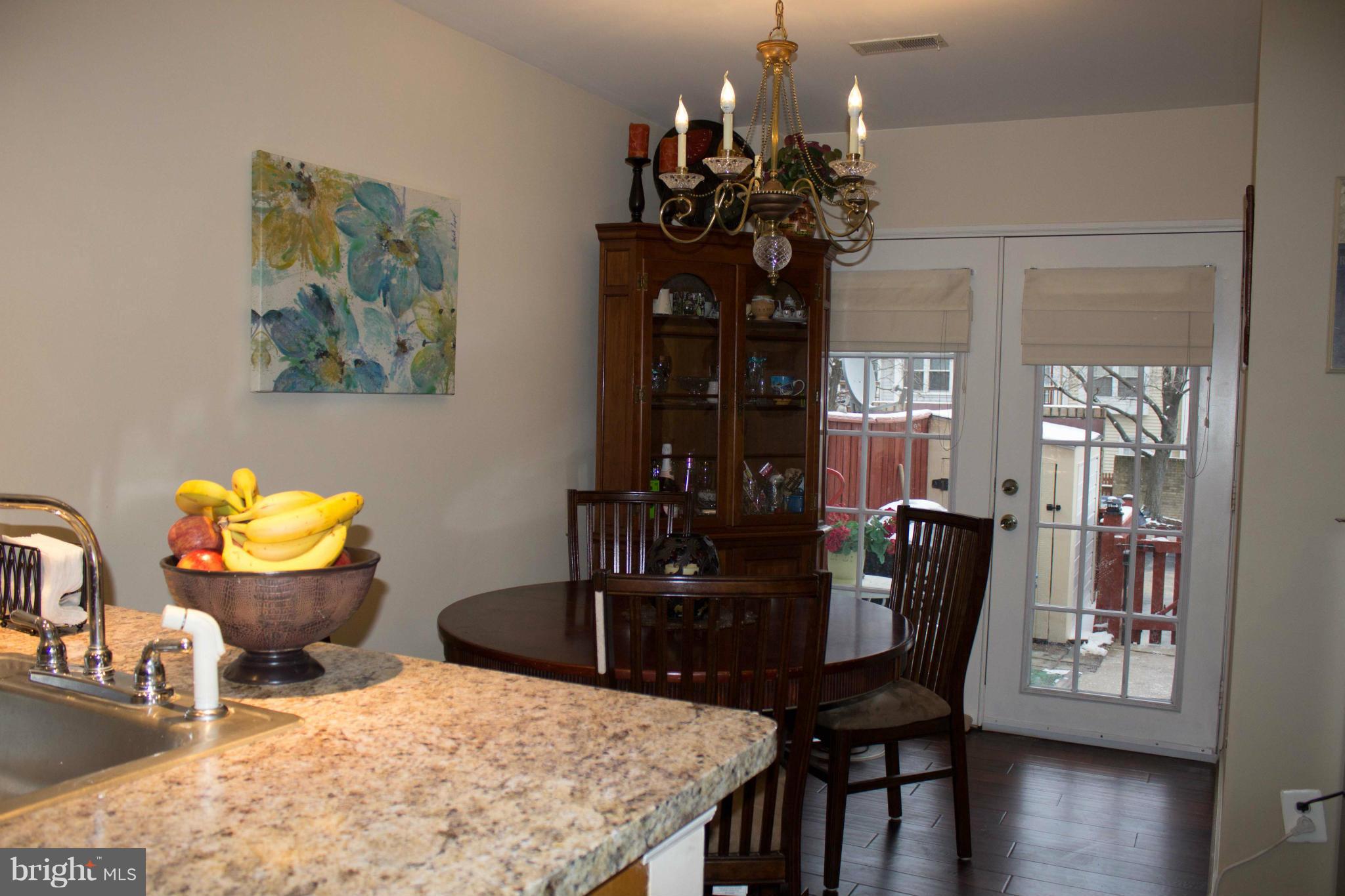 6006 Rabbit Hill Court Centreville, VA 20121 - Photo 3 of 23 Dining Room