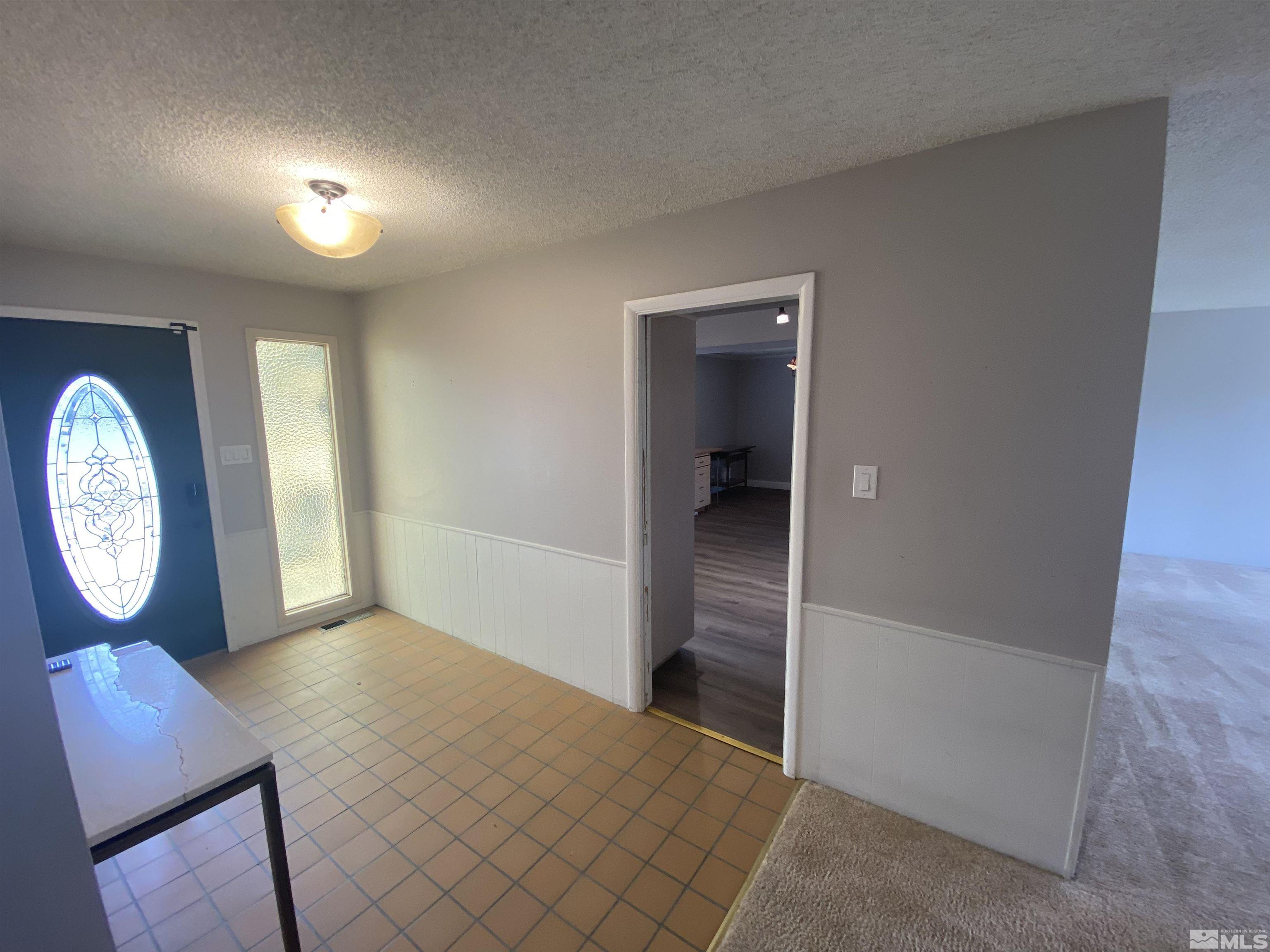 3225 Tamarisk Drive Reno, NV 89502 - Photo 2 of 33 Photo 2