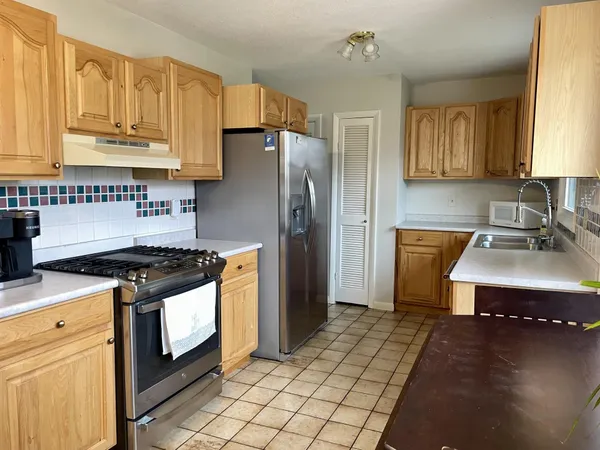 $245,000 | 7953 Springport Road, Parma, MI 49269