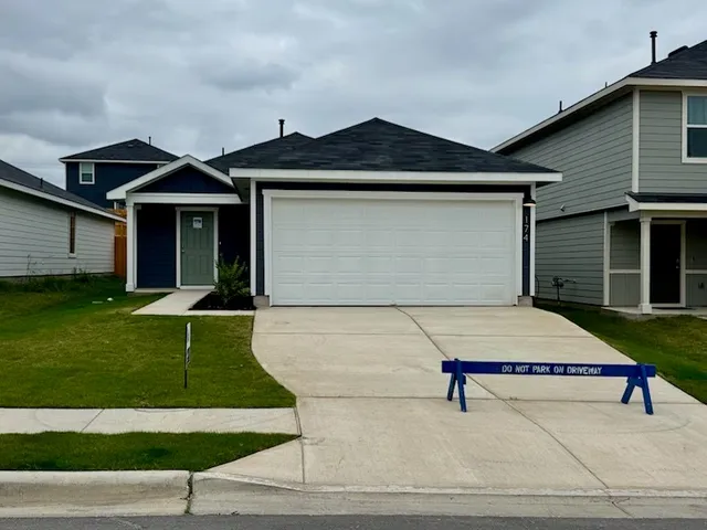 $1,950 | 174 Alkali Drive, Buda, TX 78610