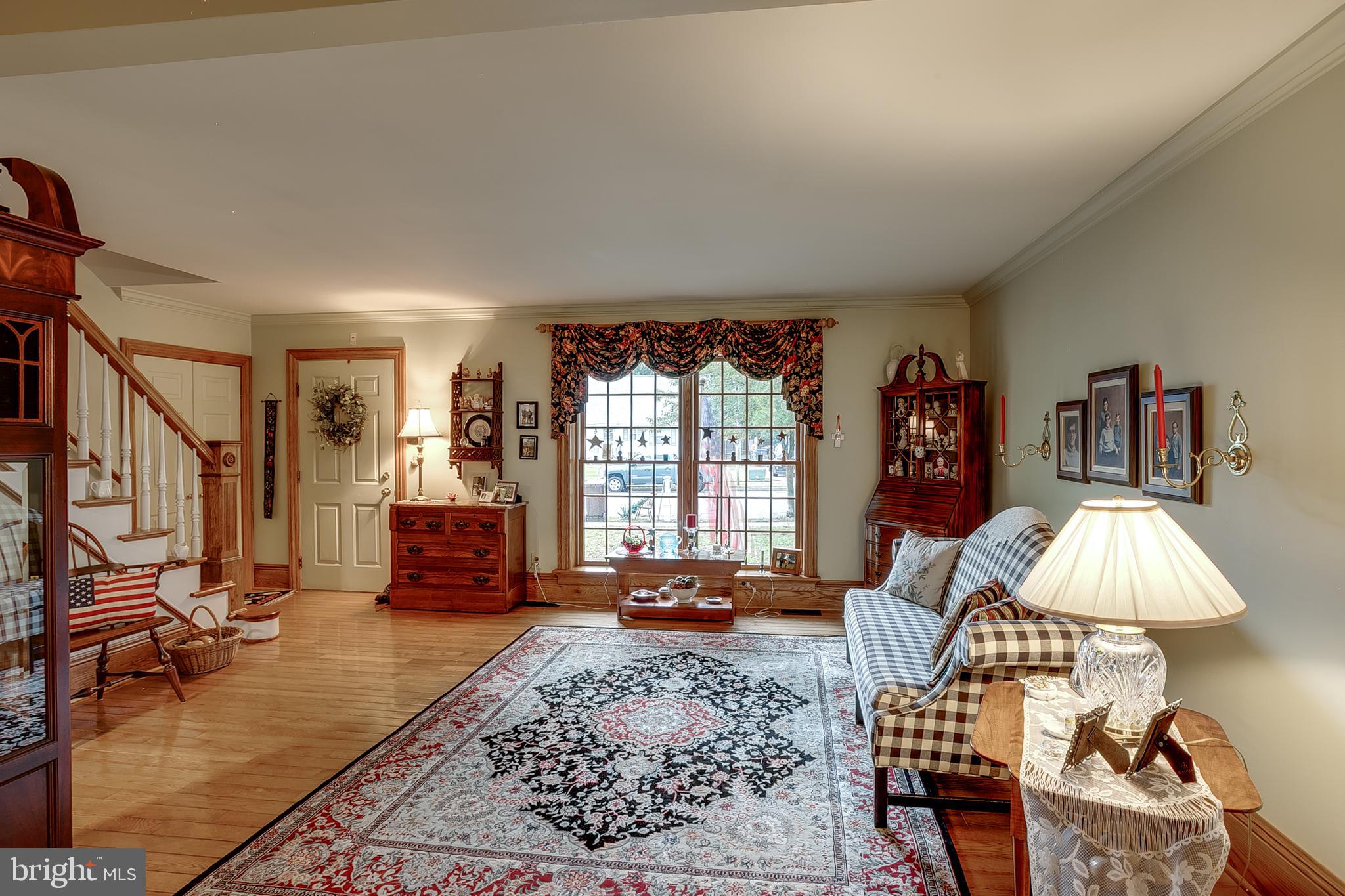 5 Henry Street Delran, NJ 08075 - Photo 4 of 32 Family Room