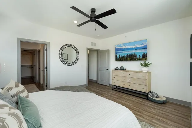 $3,235 | 8847 Meridian Way, Woodbury, MN 55125