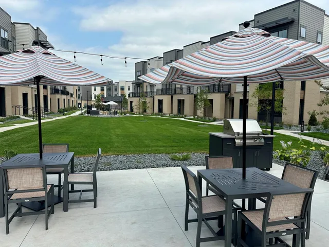 $3,235 | 8847 Meridian Way, Woodbury, MN 55125