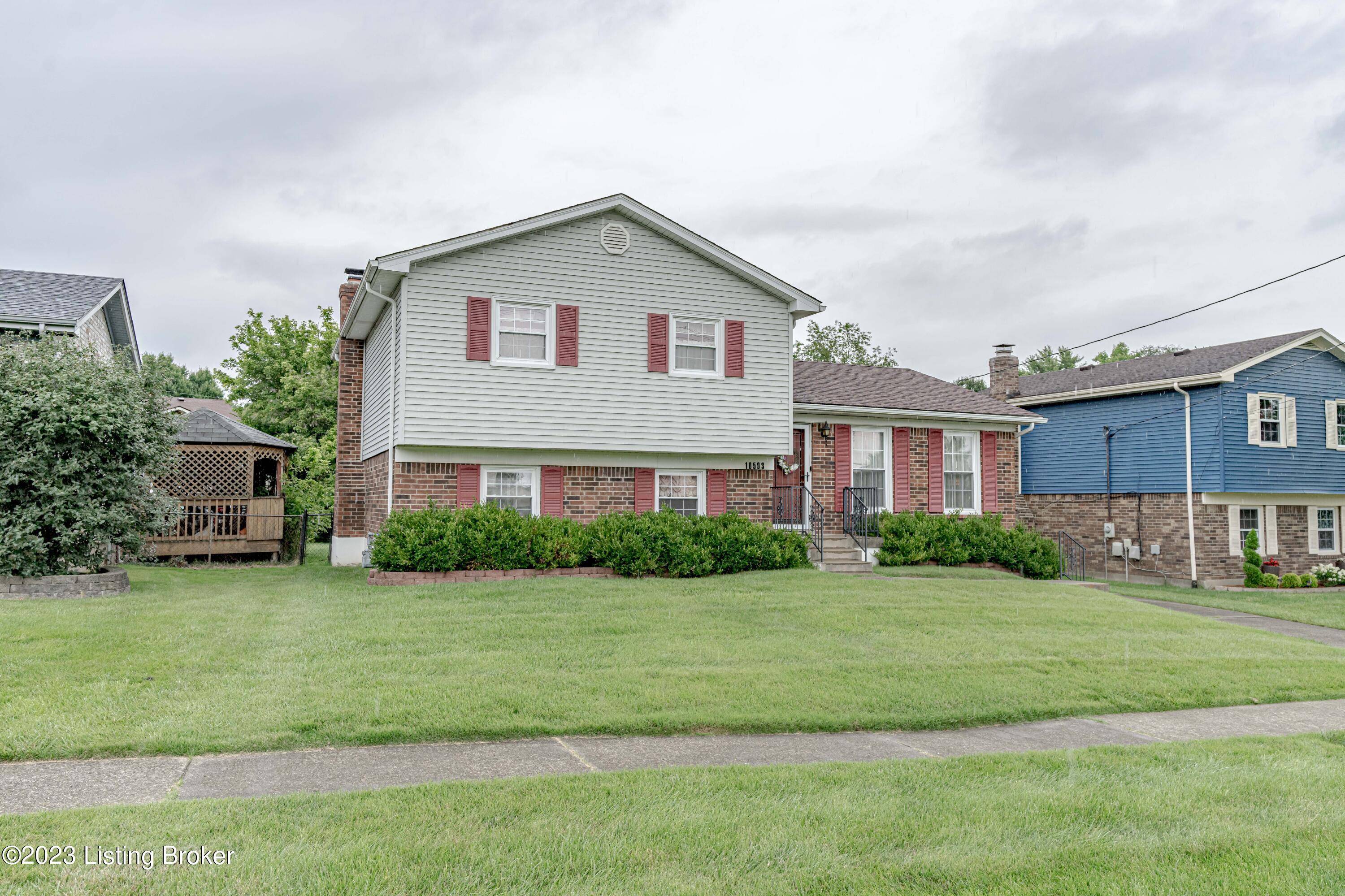 10503 St Rene Road Louisville, KY 40299 - Photo 2 of 53 DSC09059