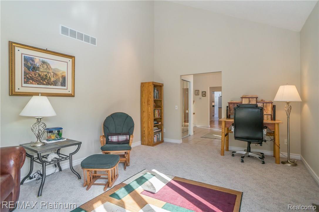8433 Hyne Road Brighton, MI 48114 - Photo 13 of 39 Front Living Room with Vaulted Ceilings
