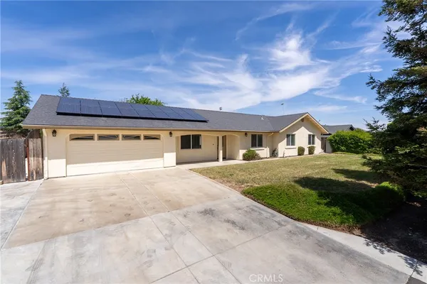 $785,000 | 5575 Reindeer Place, Paso Robles, CA 93446