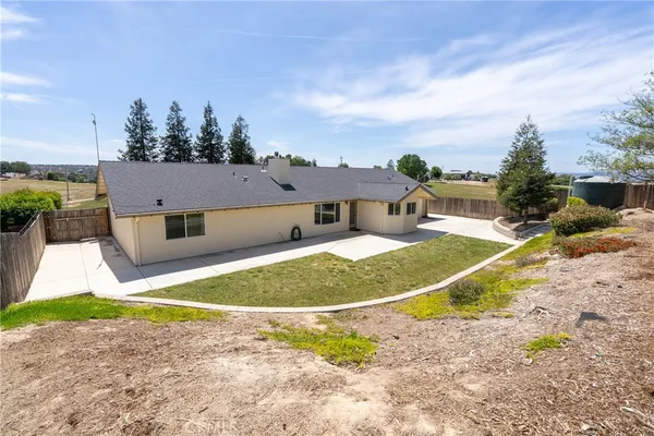 $785,000 | 5575 Reindeer Place, Paso Robles, CA 93446