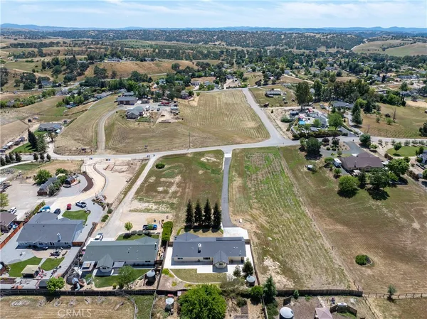 $785,000 | 5575 Reindeer Place, Paso Robles, CA 93446