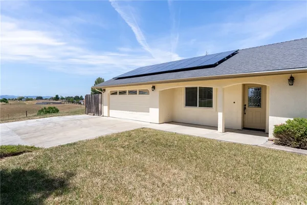 $785,000 | 5575 Reindeer Place, Paso Robles, CA 93446