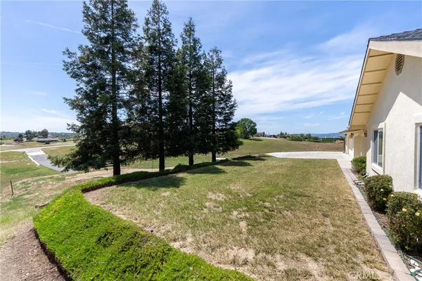 $785,000 | 5575 Reindeer Place, Paso Robles, CA 93446