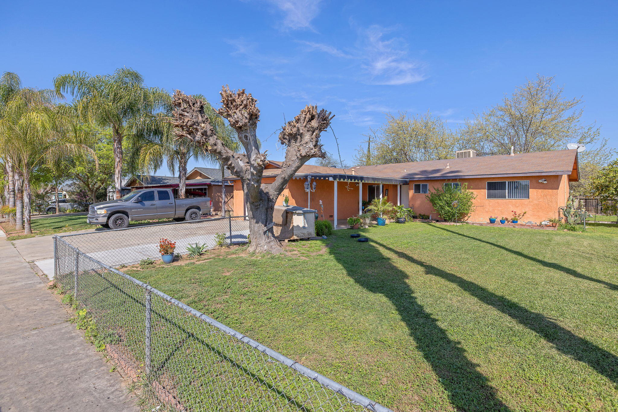 605 Stanley Street Exeter, CA 93221 - Photo 2 of 23 3-web-or-mls-713A7545