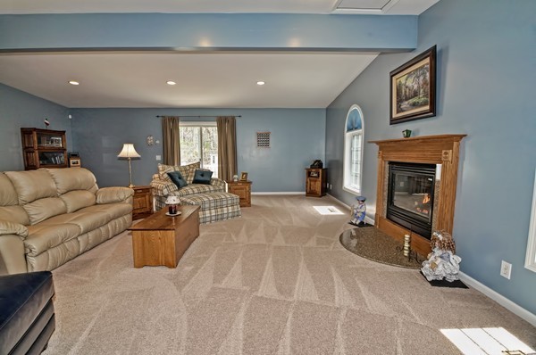 121 Stone School Road Sutton, MA 01590 - Photo 16 of 30 Gallery Image 16