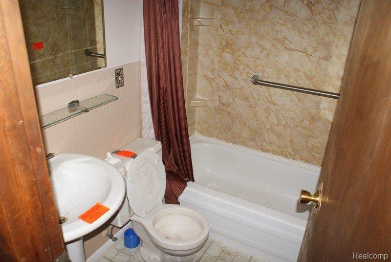 9751 Willits Road Mayville, MI 48744 - Photo 12 of 22 DSC00602.JPG