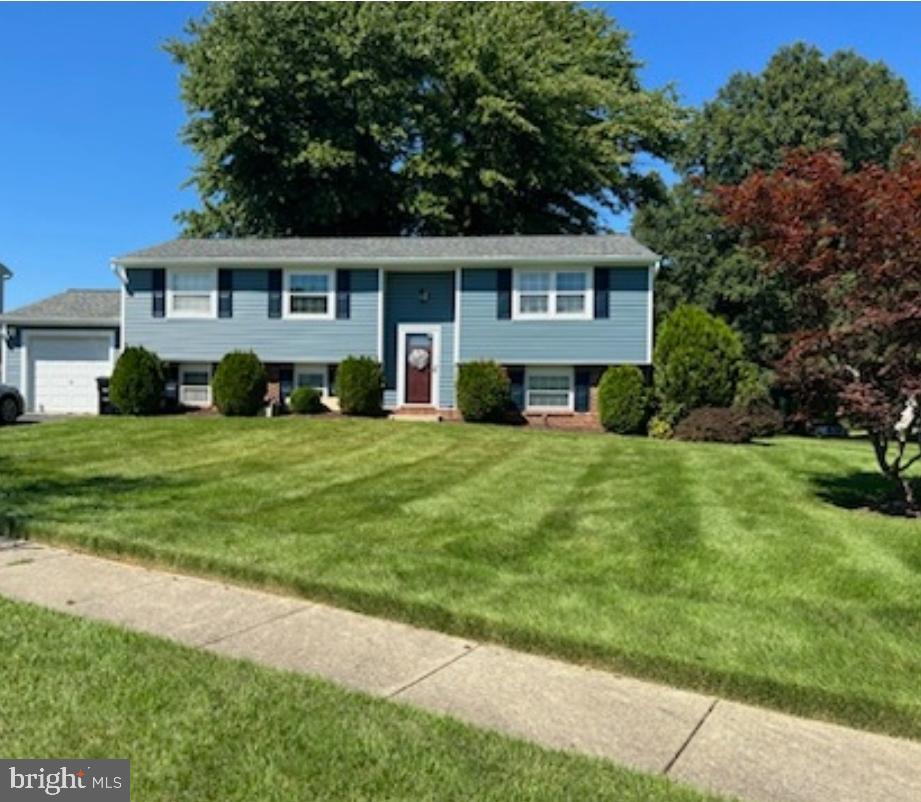 12718 Northcliff Road Bowie, MD 20720 - Photo 1 of 38