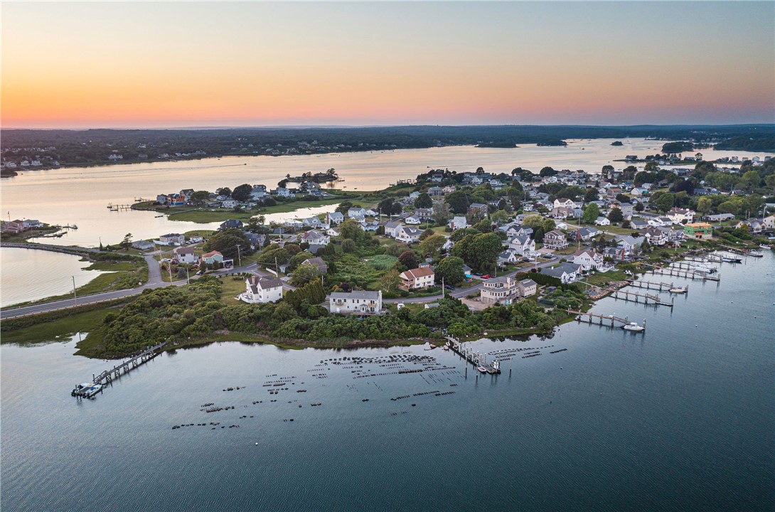 25 East Shore Road Narragansett, RI 02882 - Photo 33 of 34 Gallery Image 33