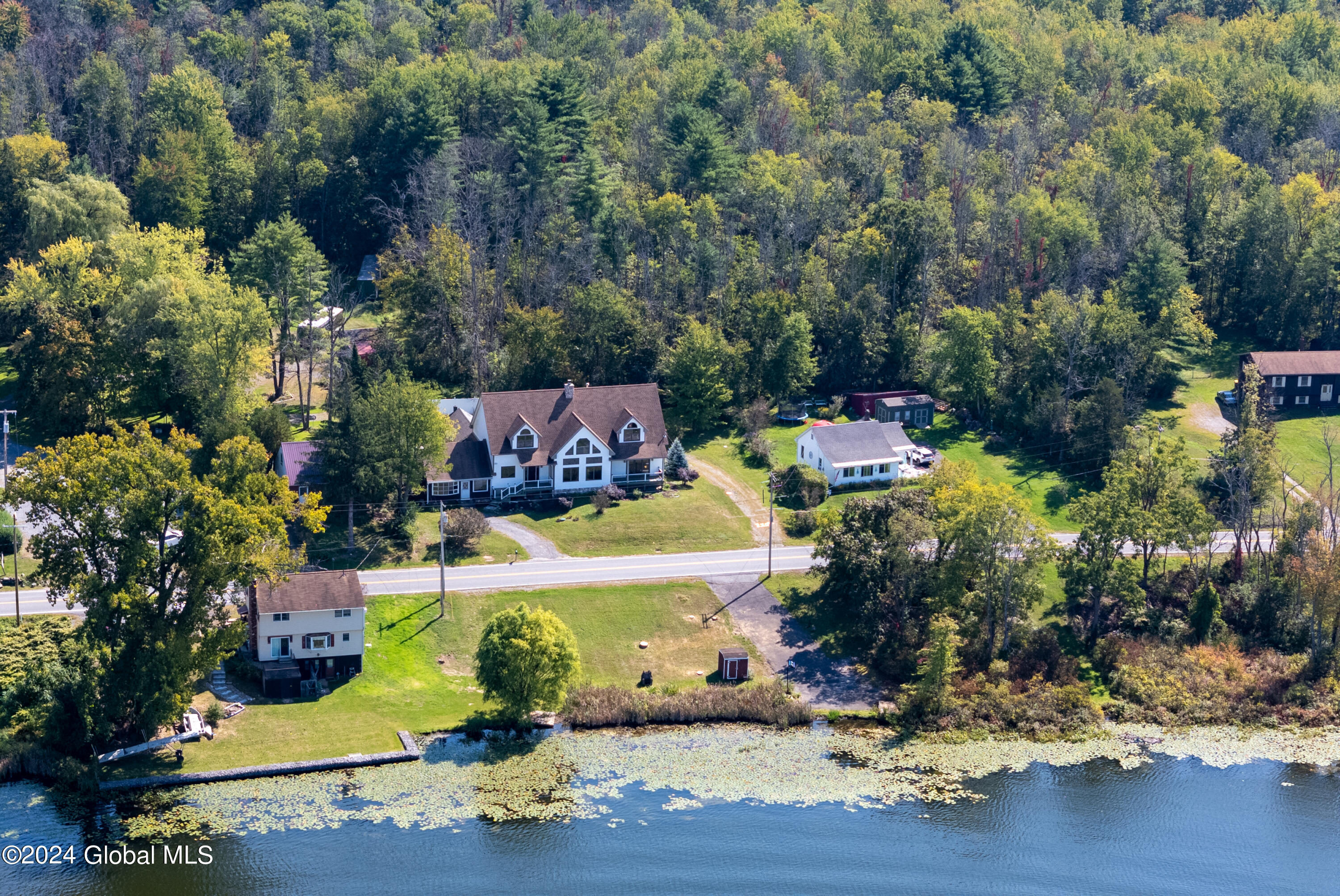 150' Waterfront