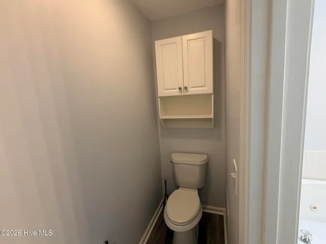 $1,650 | 4142 Breezewood Drive, Unit 201, Wilmington, NC 28412