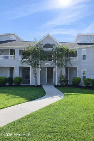 $1,650 | 4142 Breezewood Drive, Unit 201, Wilmington, NC 28412