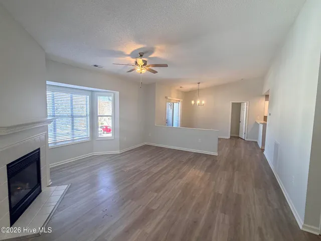 $1,650 | 4142 Breezewood Drive, Unit 201, Wilmington, NC 28412