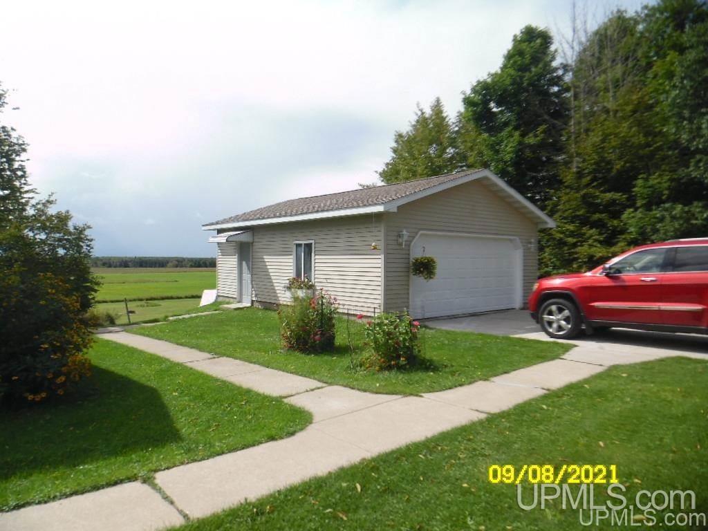 9689 Co Road Rapid River, MI 49878 - Photo 23 of 27
